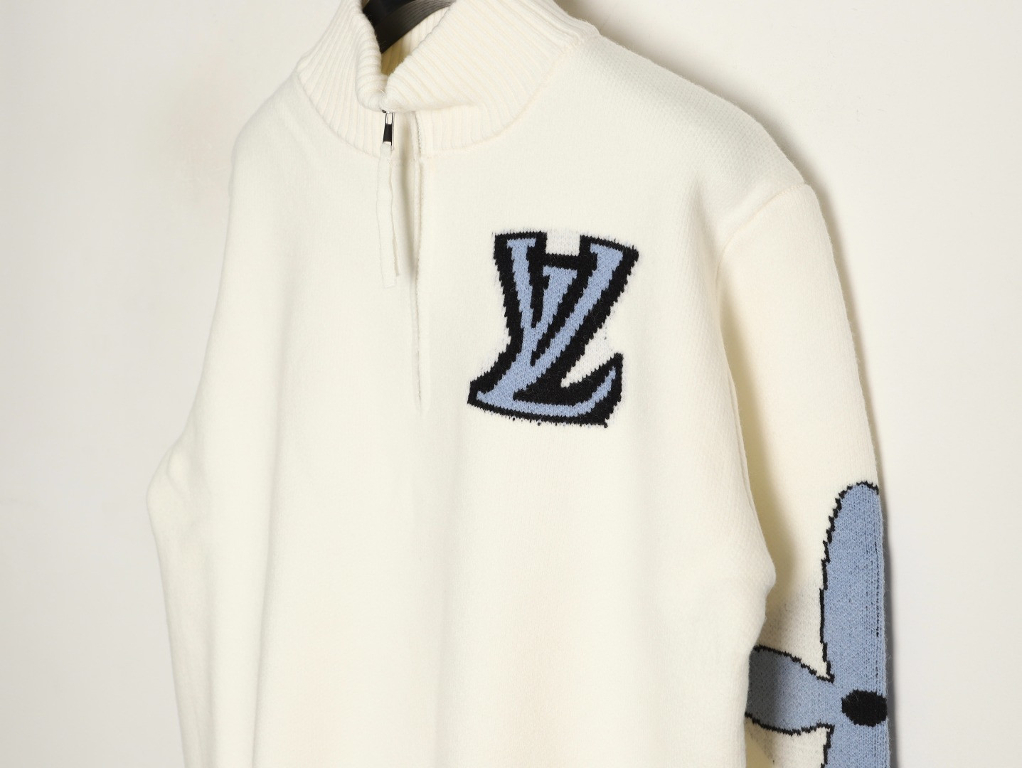 L0vis Vvtt0n 25ss Sweaters