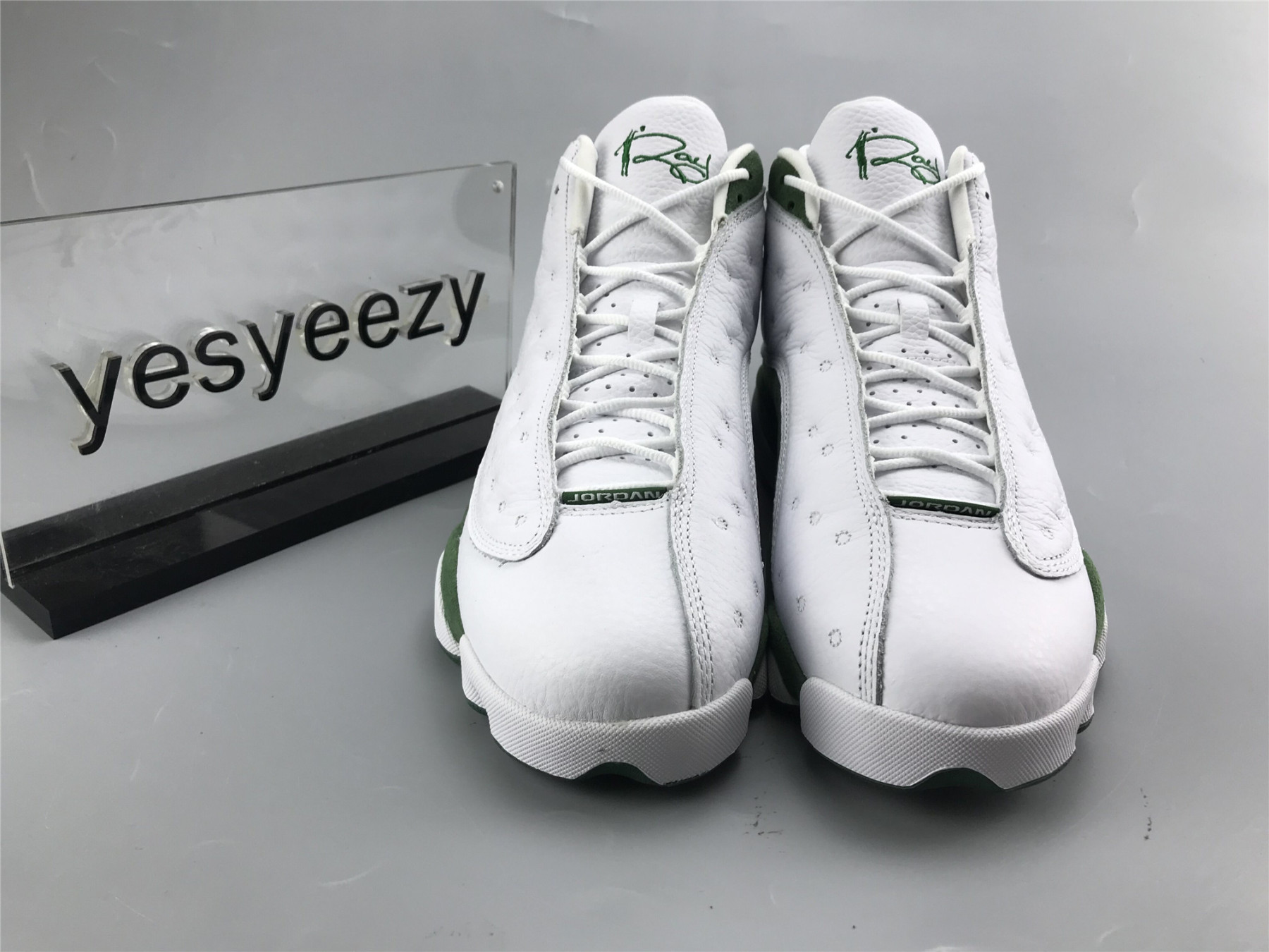UA AIR JORDAN 13 RETRO 