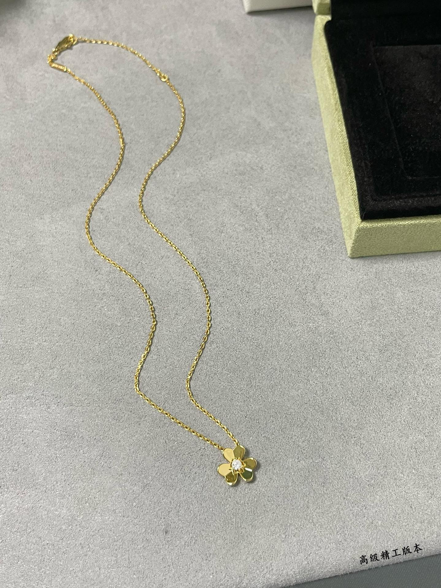 V*n Cl**f & Arpels Mini Clover Necklace