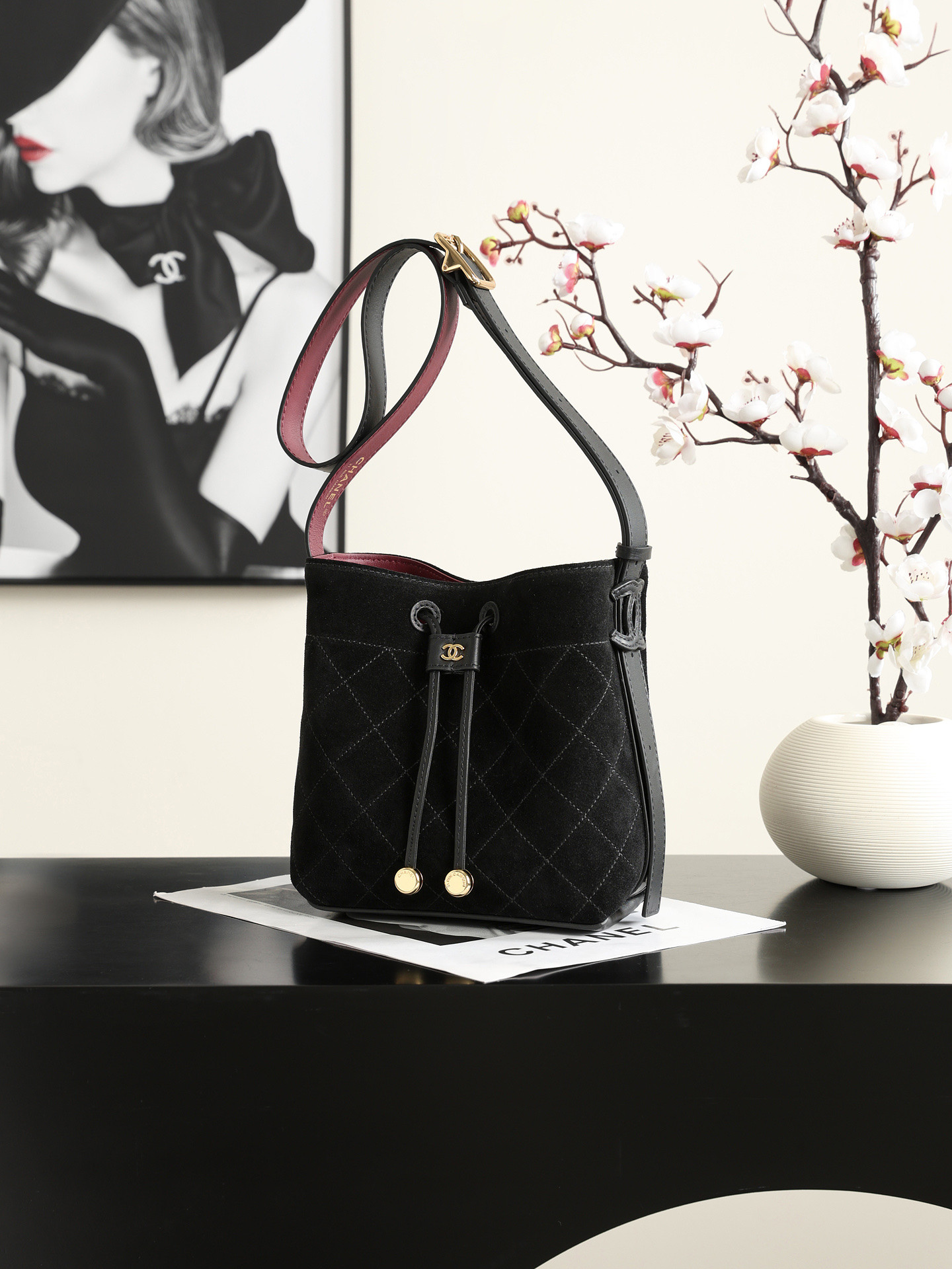 Ch**el Bucket Bag AS6537 18x18x10cm