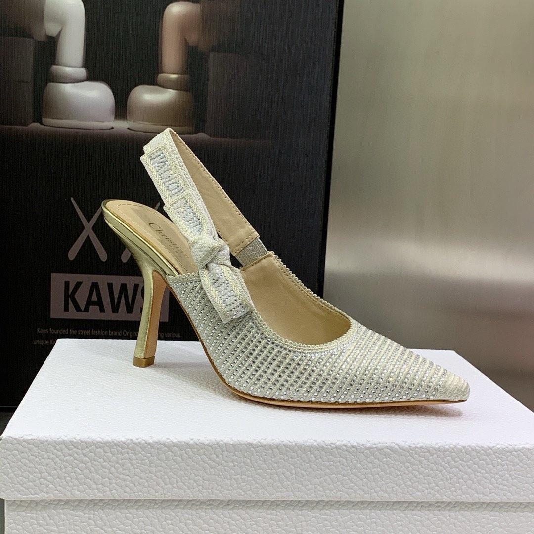 UA D10r J'AD10r Slingback Pump