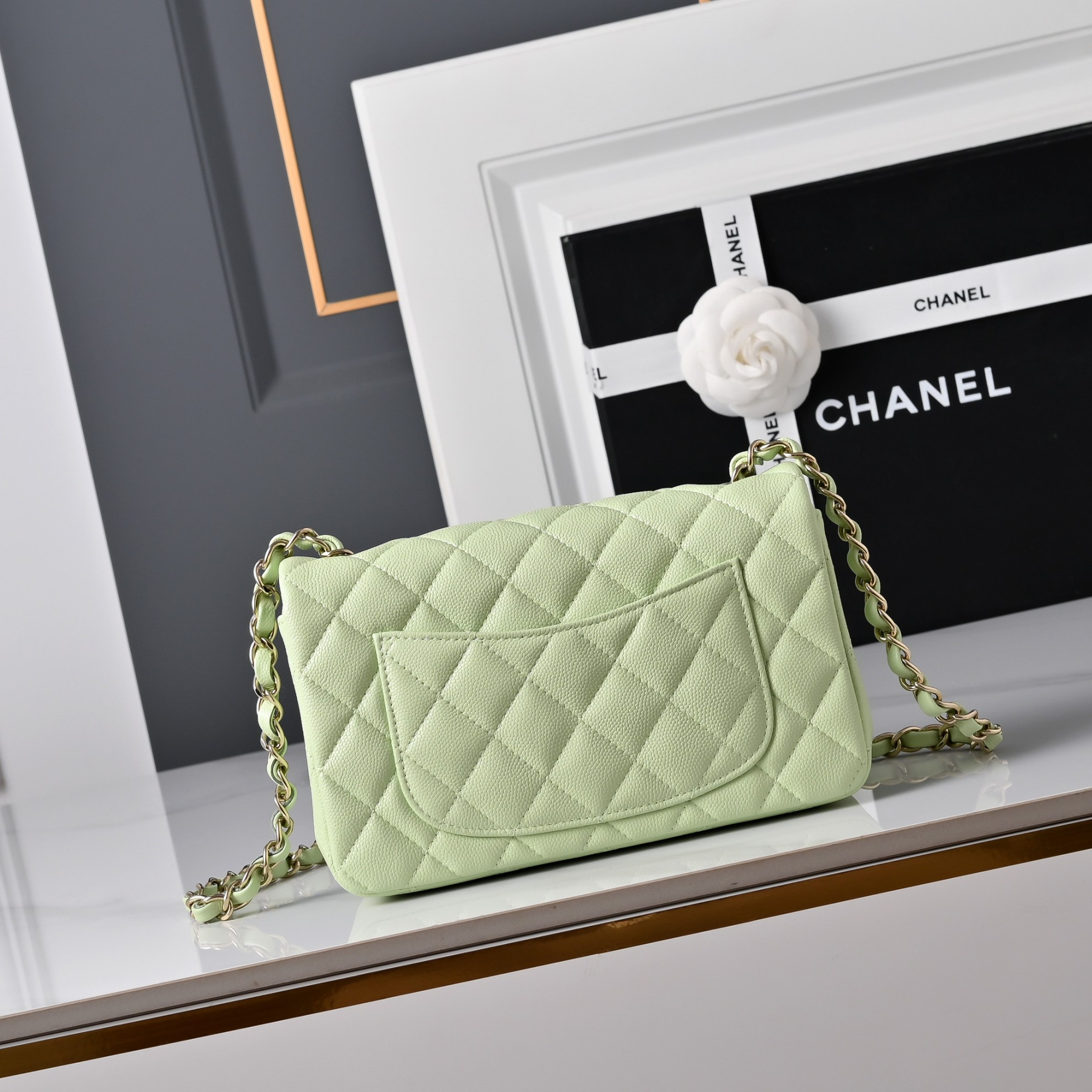 Ch**el Mini Flap Bag Caviar Leather with Light Gold Hardware A69900 20x12x6cm