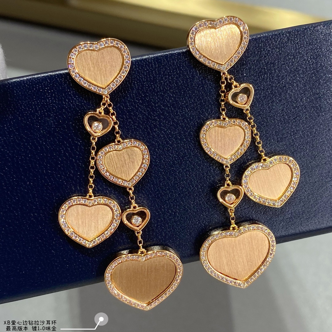 Chopard Heart-shaped Edge D1am0nd Brushed Earrings