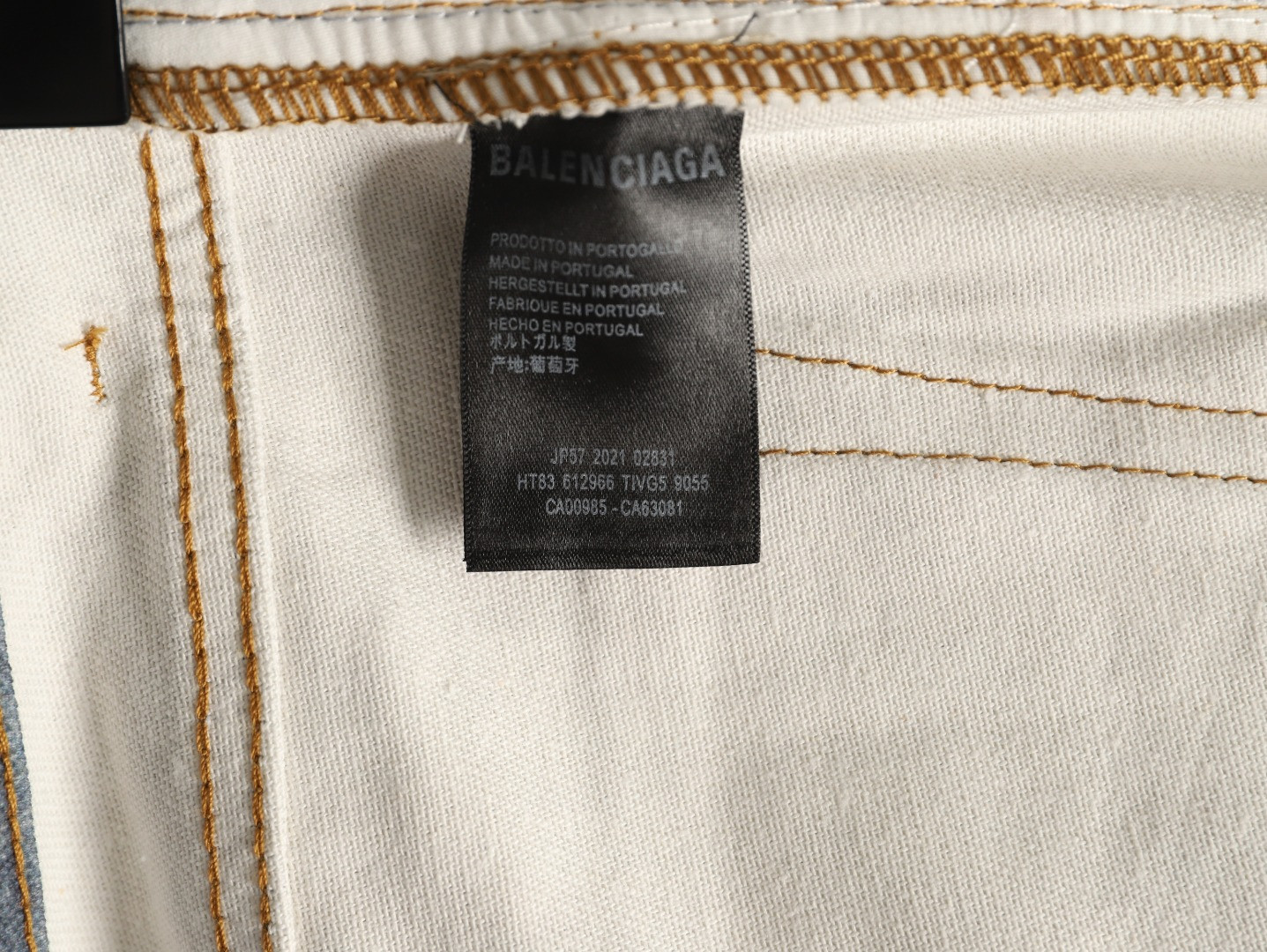 Ba1en*iaga Jeans