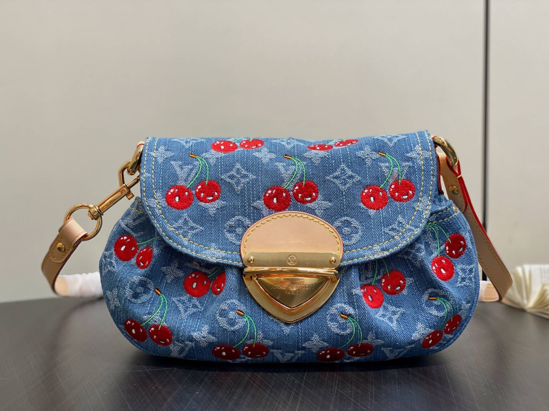 LV x TM Sunset M13680 27x18x3cm