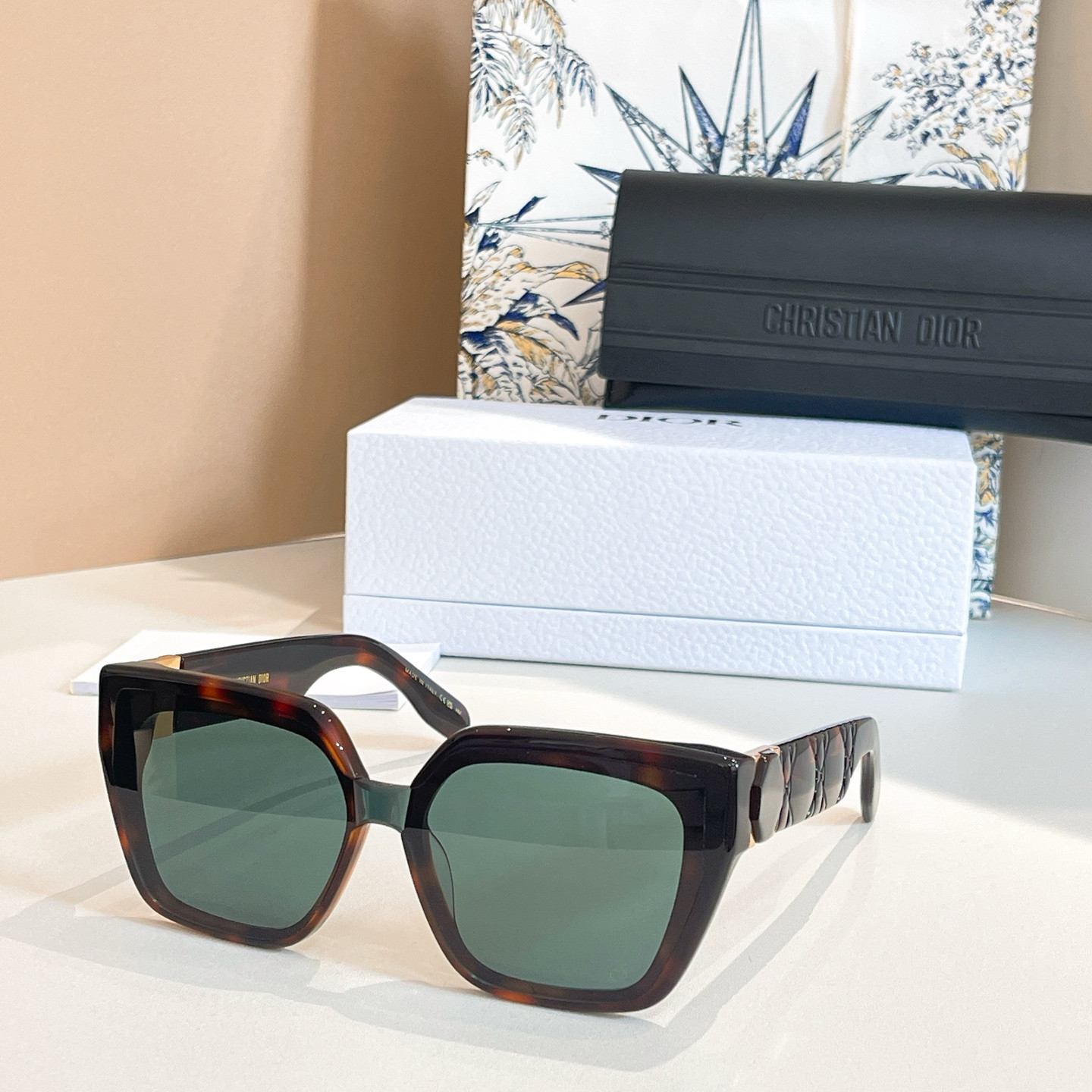 D10r Glasses