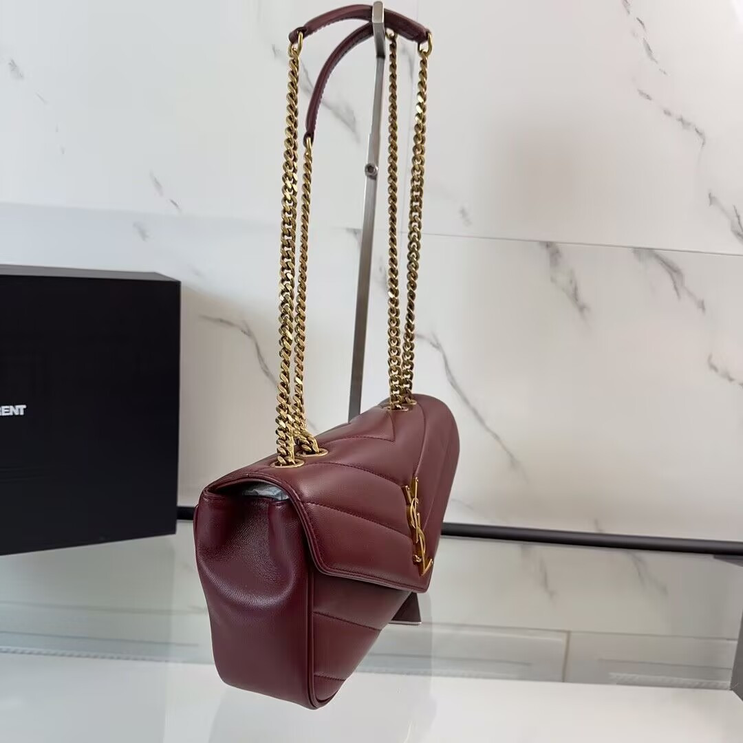 Y51 LOULOU small in MATELASSÉ lambskin 24x14x6cm