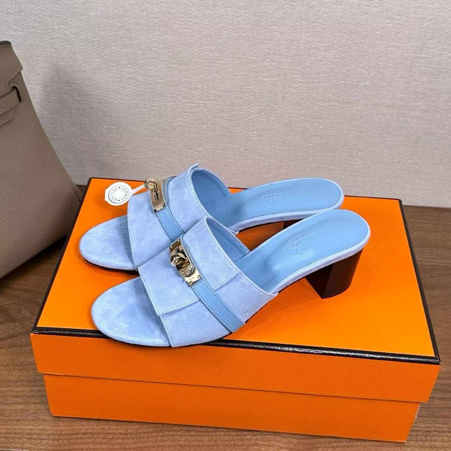 UA H**me5 Gigi 50 sandal