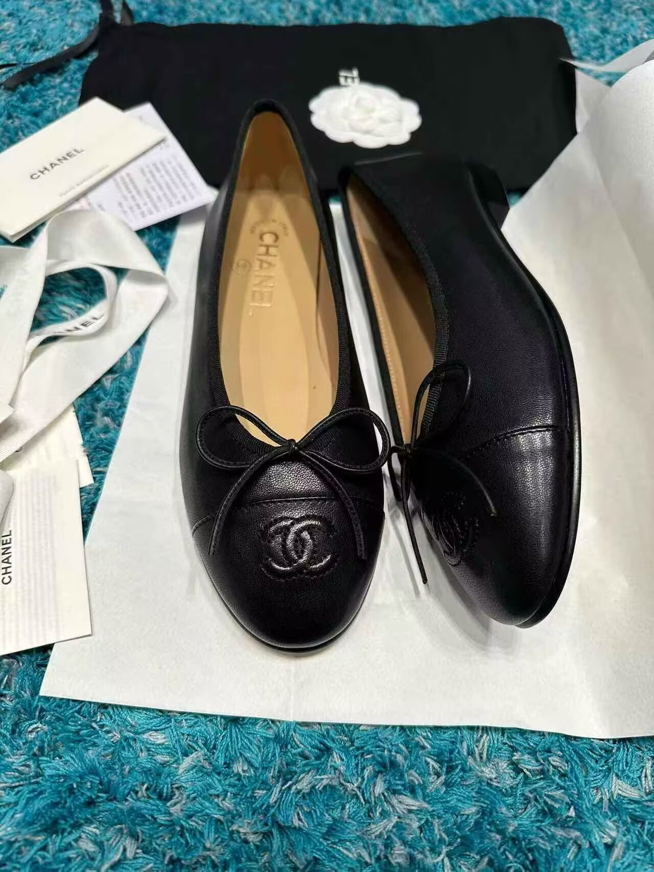 UA Ch**el BALLET FLATS