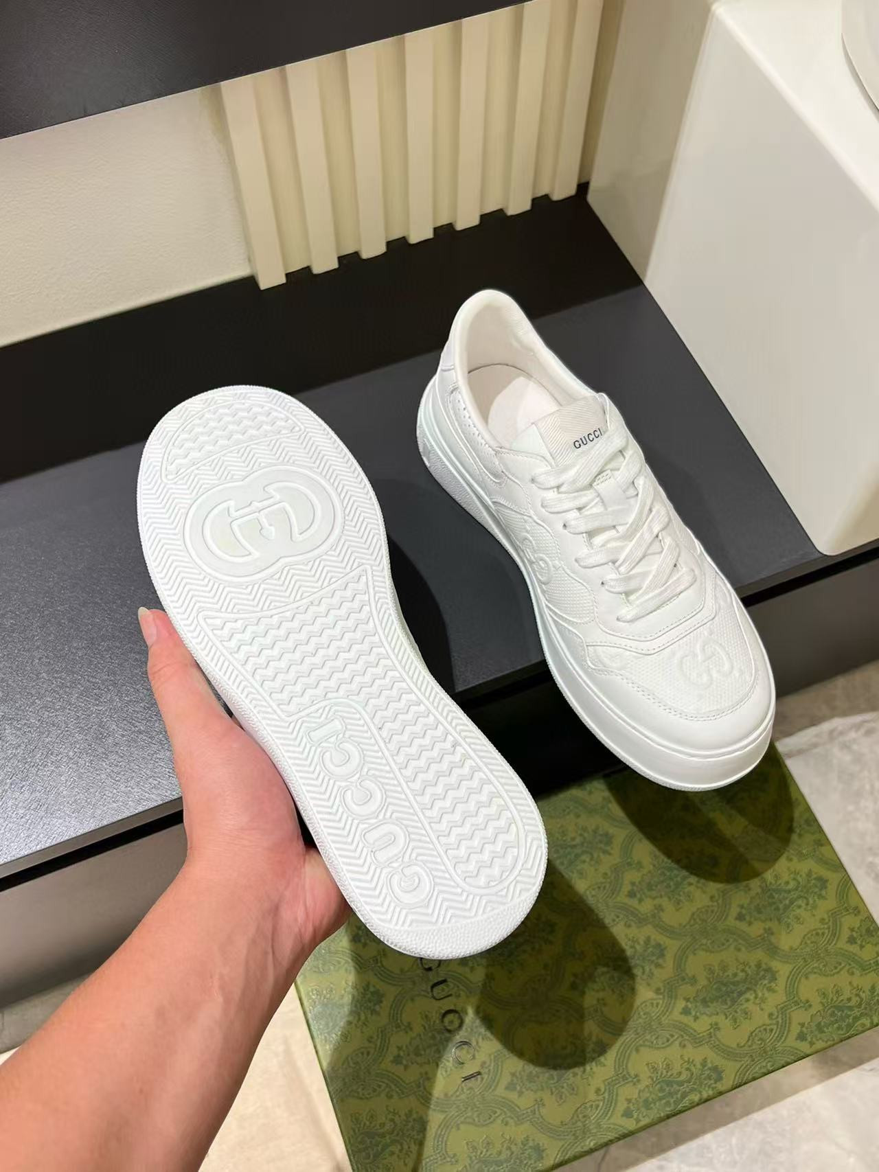 UA Gvc*1 GG Embossed Sneakers