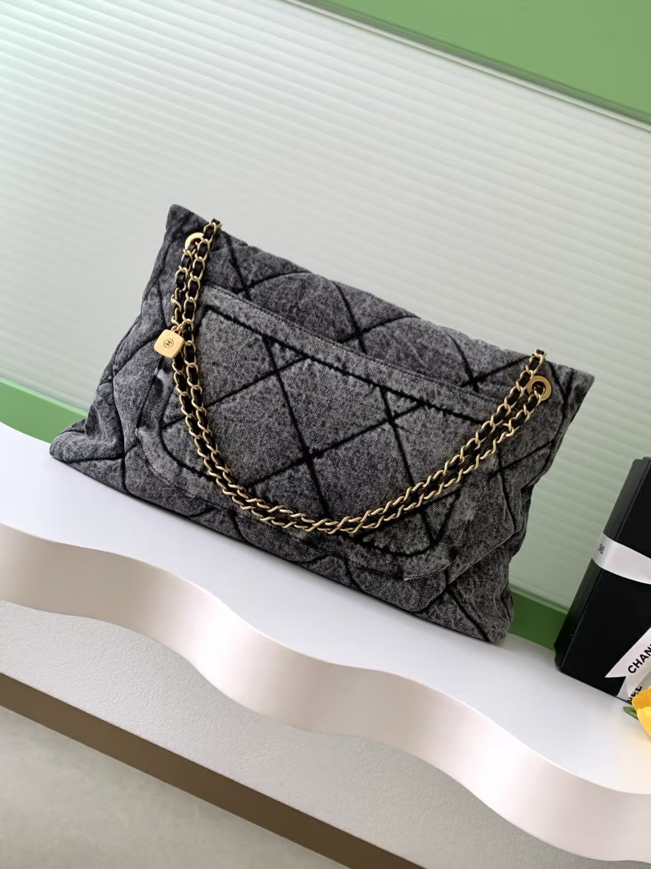 Ch**el Maxi Flap Bag  27x45x10cm