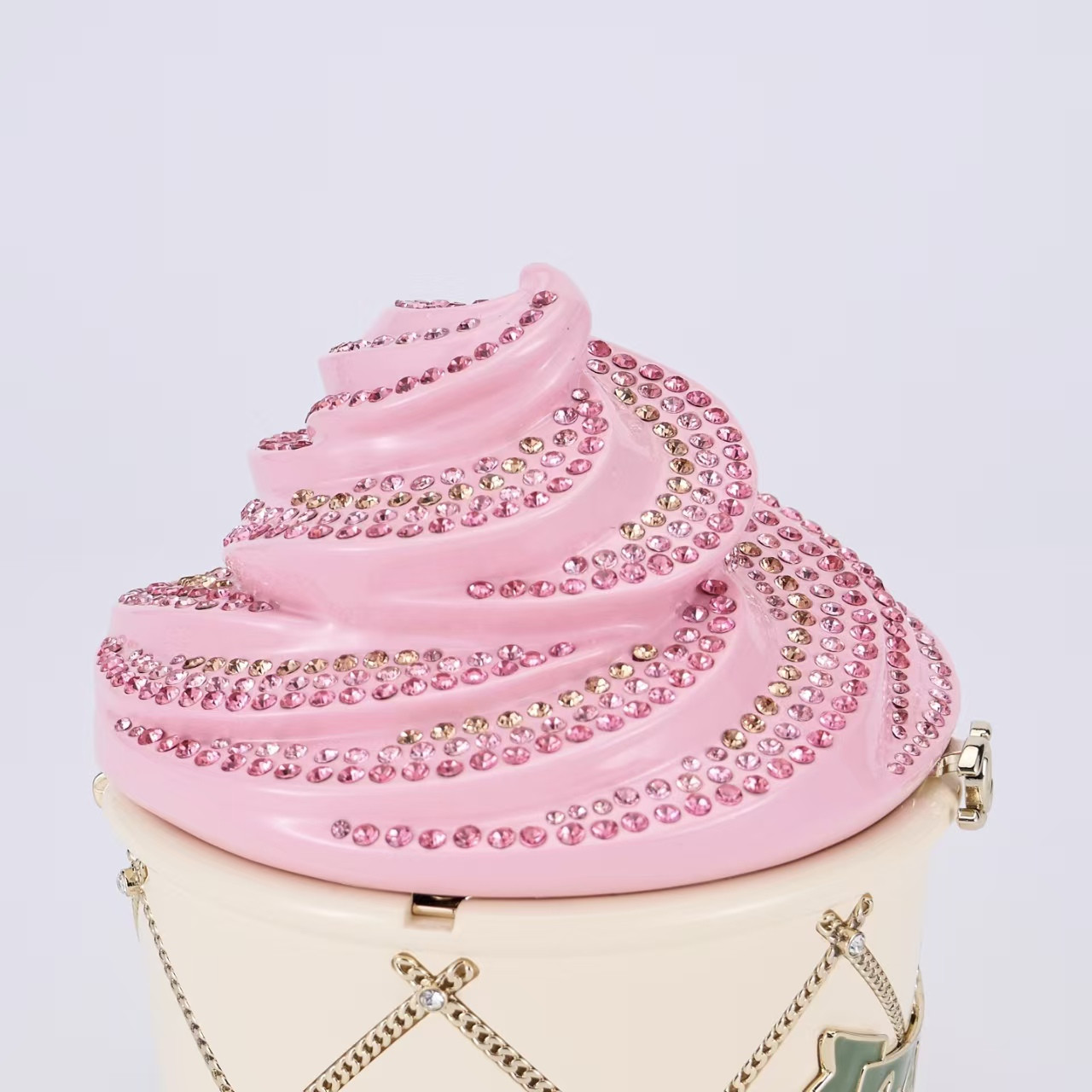 Ch**el Ice Cream Bag A22735 15x12cm