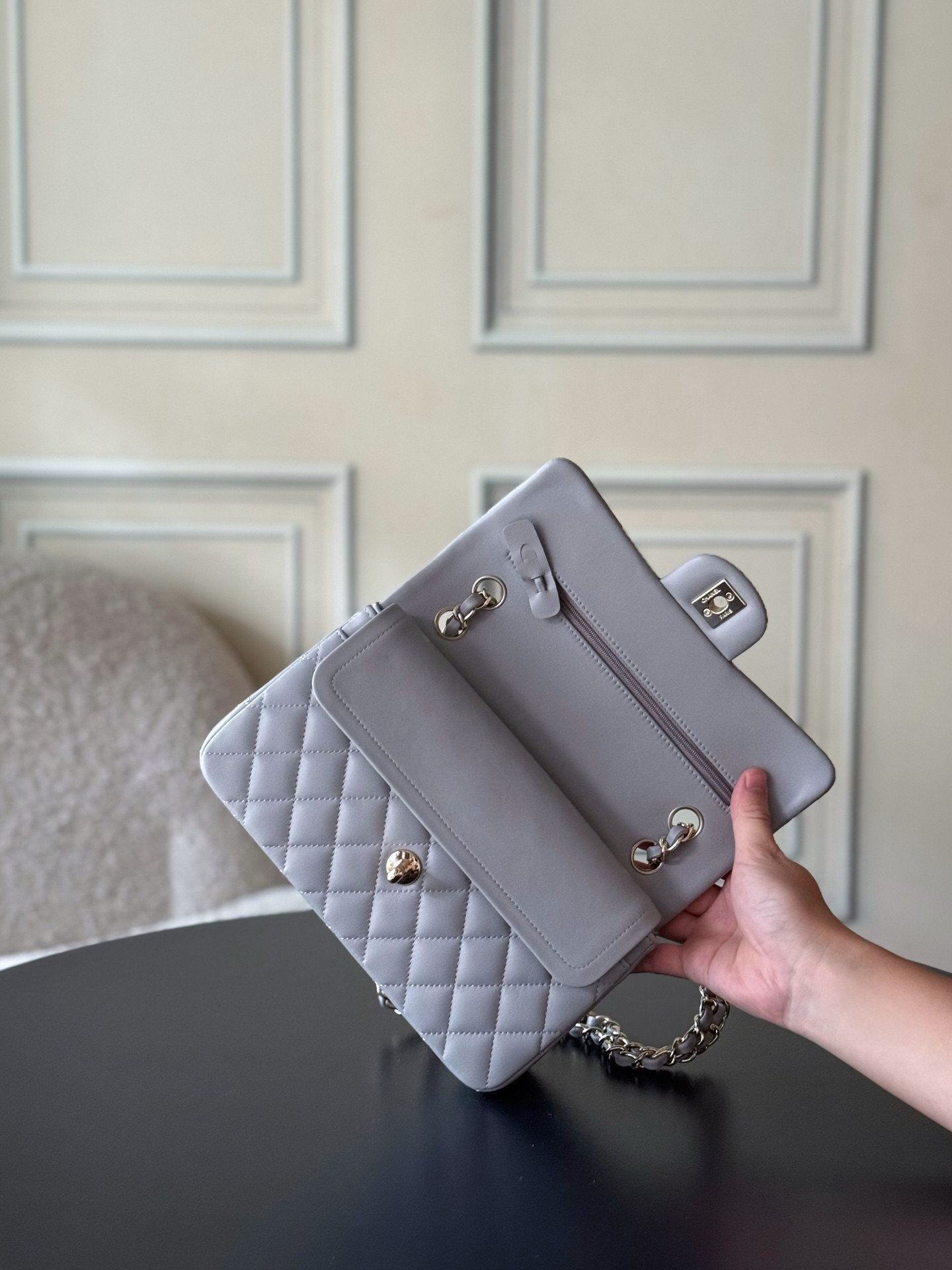 Ch**el Small Classic Bag 23x6.5x14cm