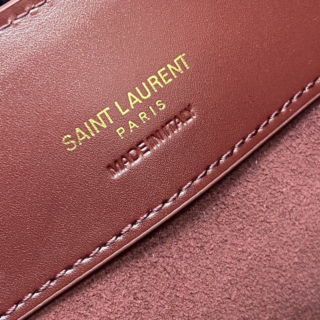 Y51 LE 37 Mini (Shiny Leather) 15x13x6cm