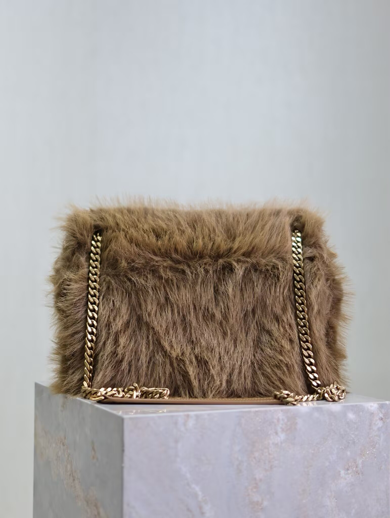Y51 NIKI Medium IN SHEARLING 28 X 20 X 8.5 CM