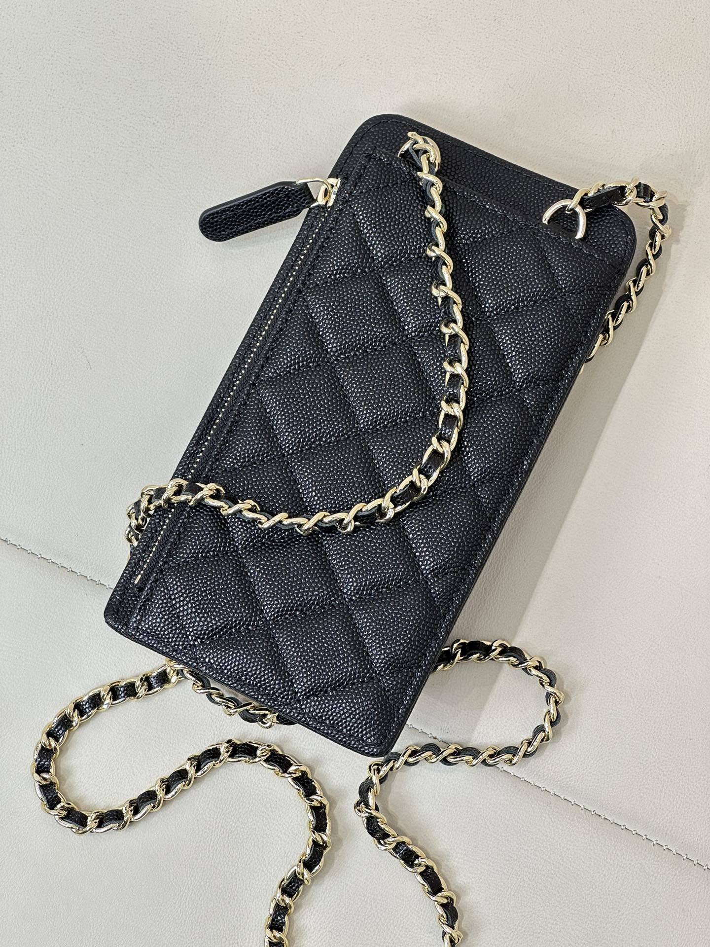 Ch**el Phone Bag 18x9x3cm