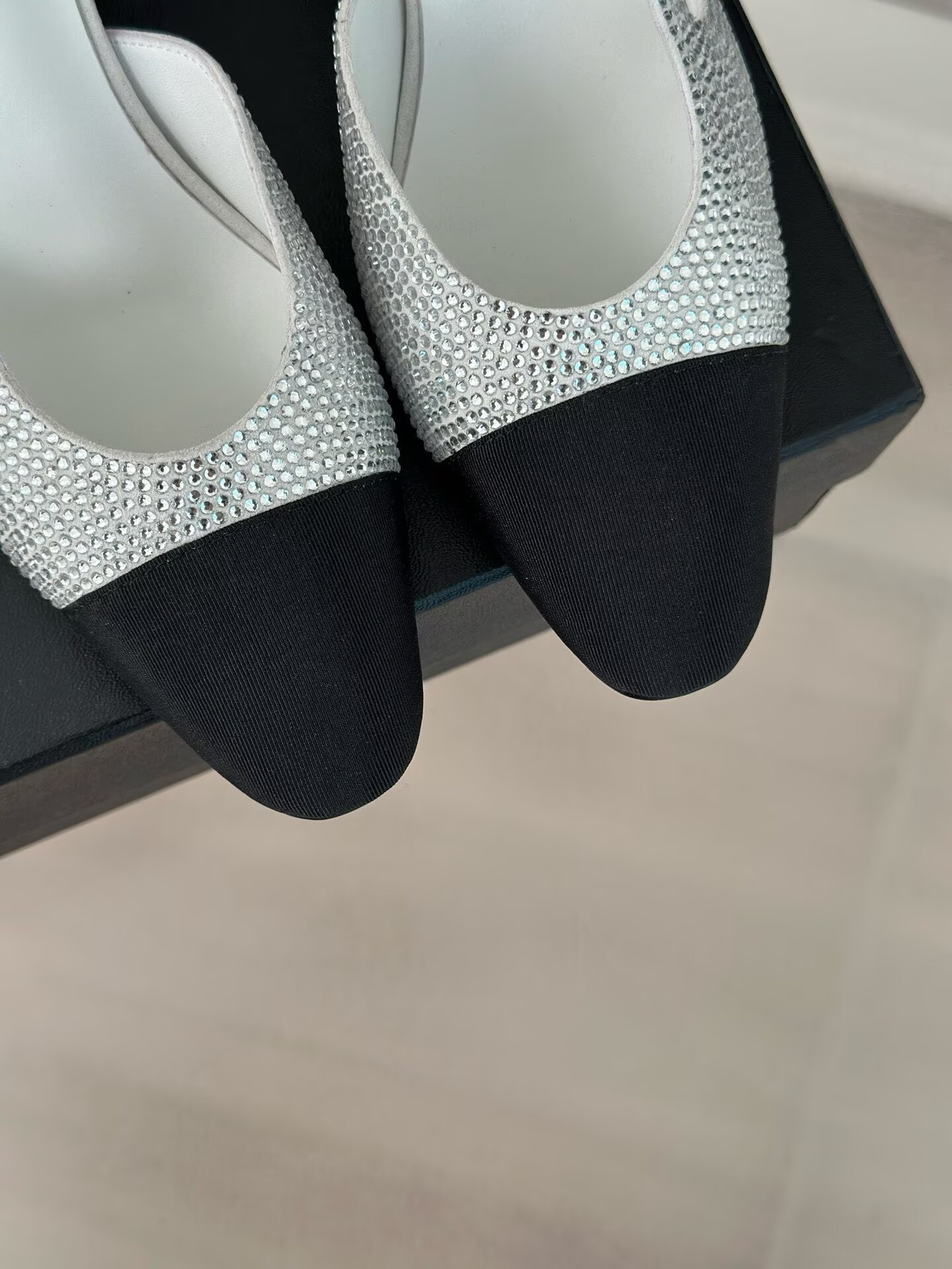 UA Ch**el SLINGBACKS(CusT0mized, no exchange no return, about 10 days)