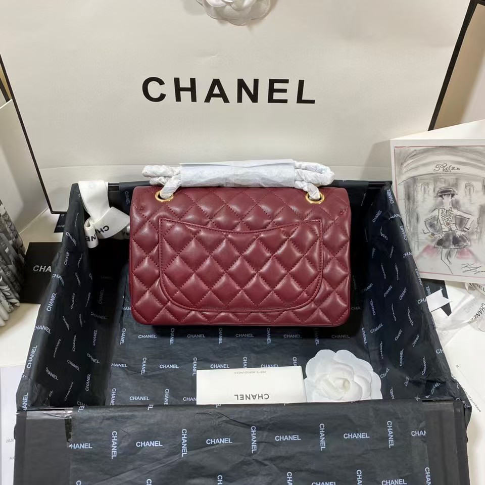 Ch**el SMALL CLASSIC HANDBAG Gold Metal 14.5×23×6cm