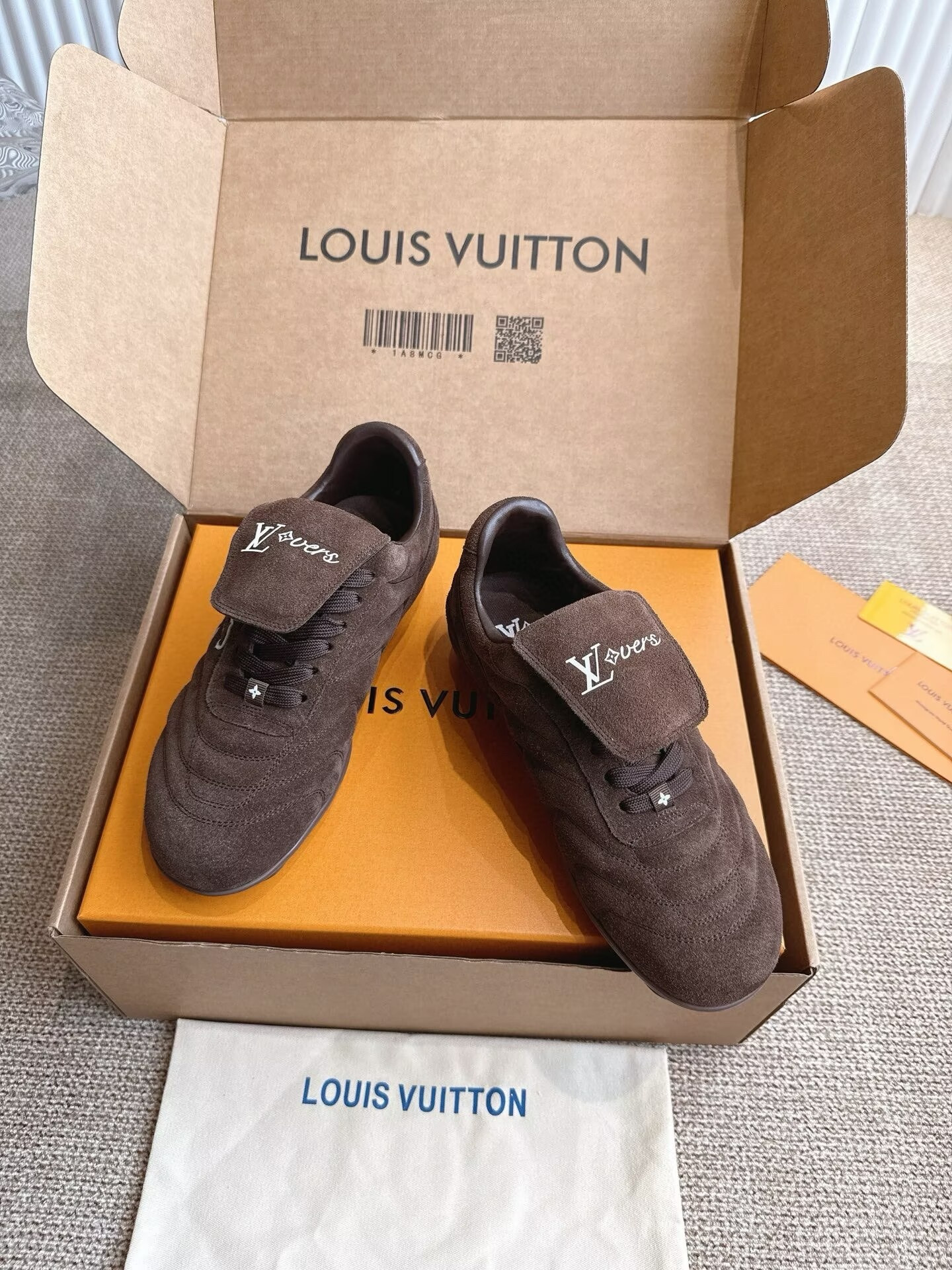 UA LV Footprint Soccer Sneaker