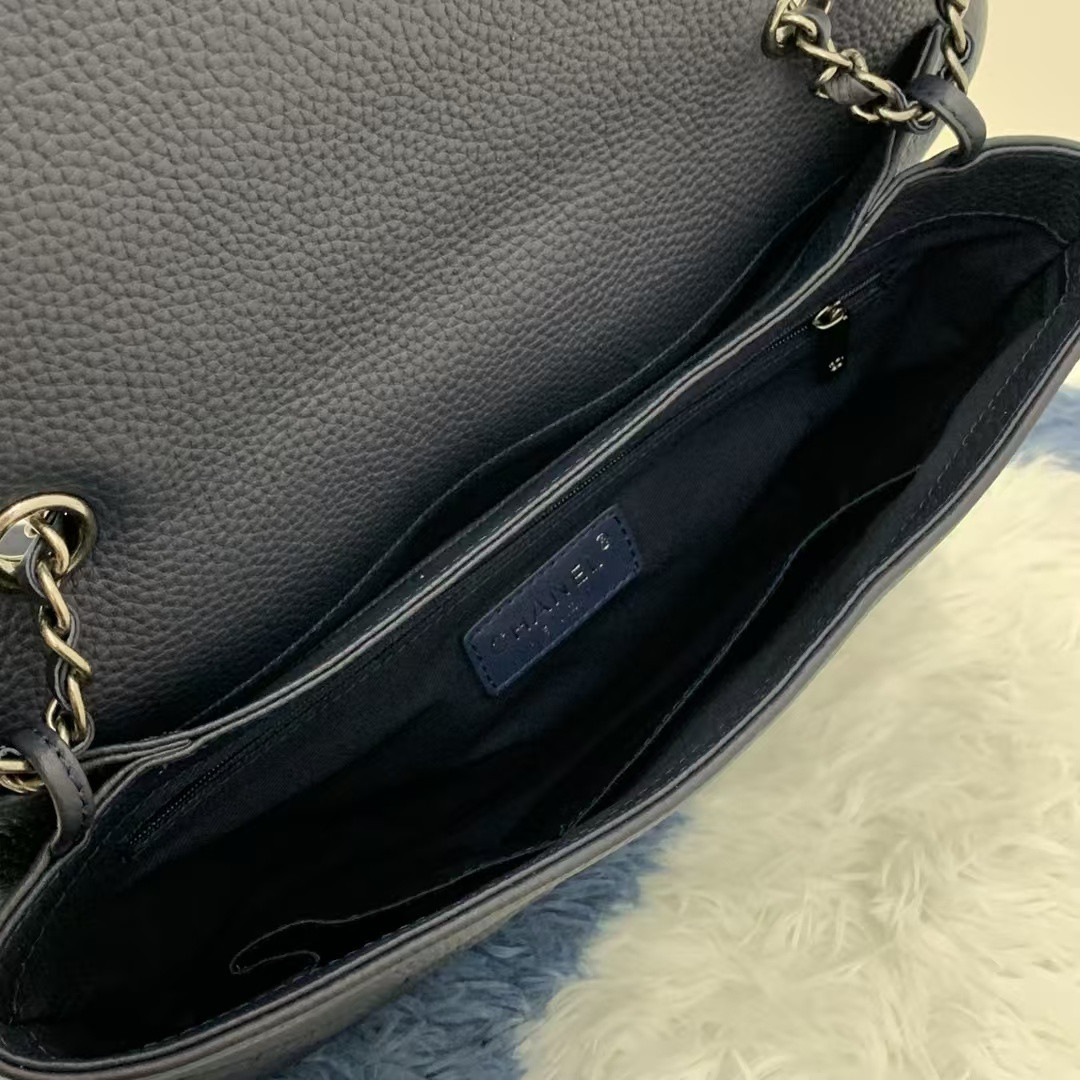 Ch**el Flap Bag 32x19x7.5cm