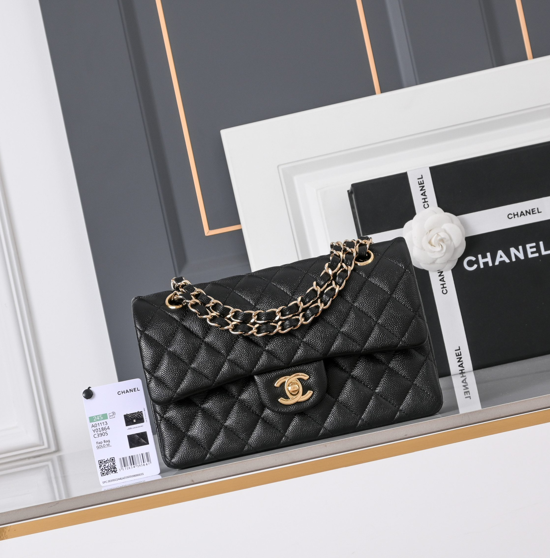 Ch**el Classic Flap handbag in caviar leather A01113 23x14.5x6cm