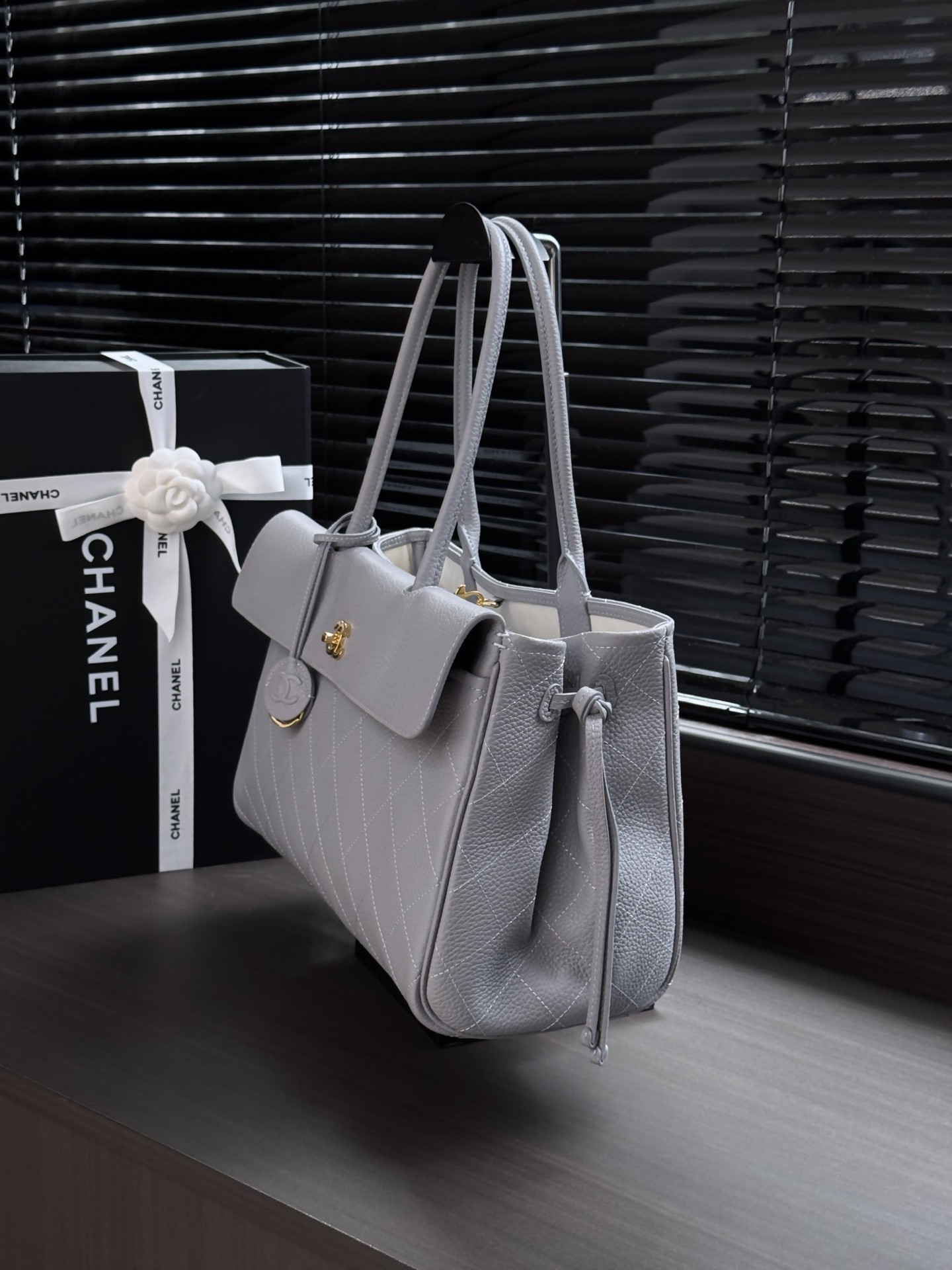 Ch**el Tote AS6428 38x22x16cm