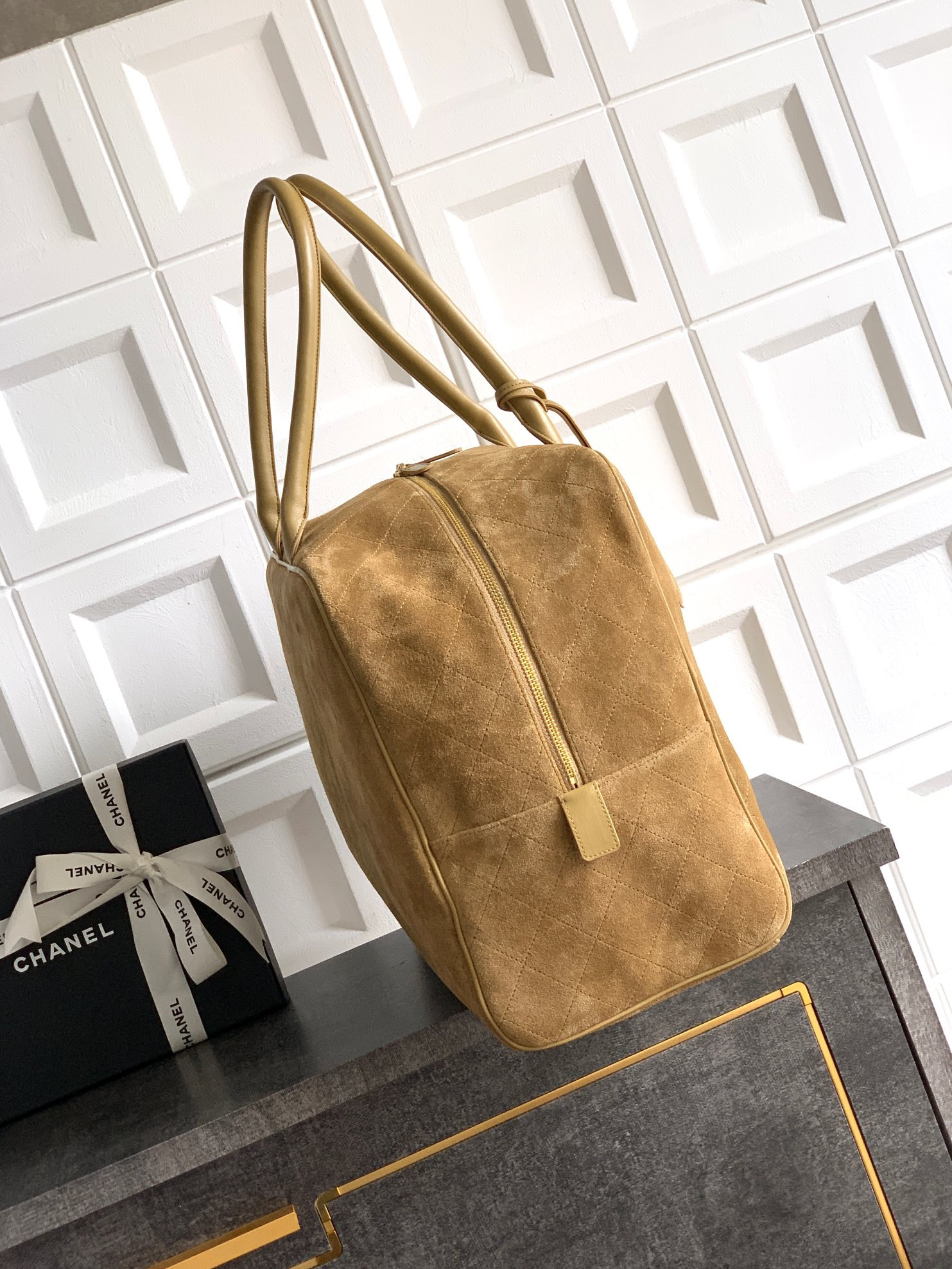 Ch**el maxi bowling bag as6212 42x32x21cm