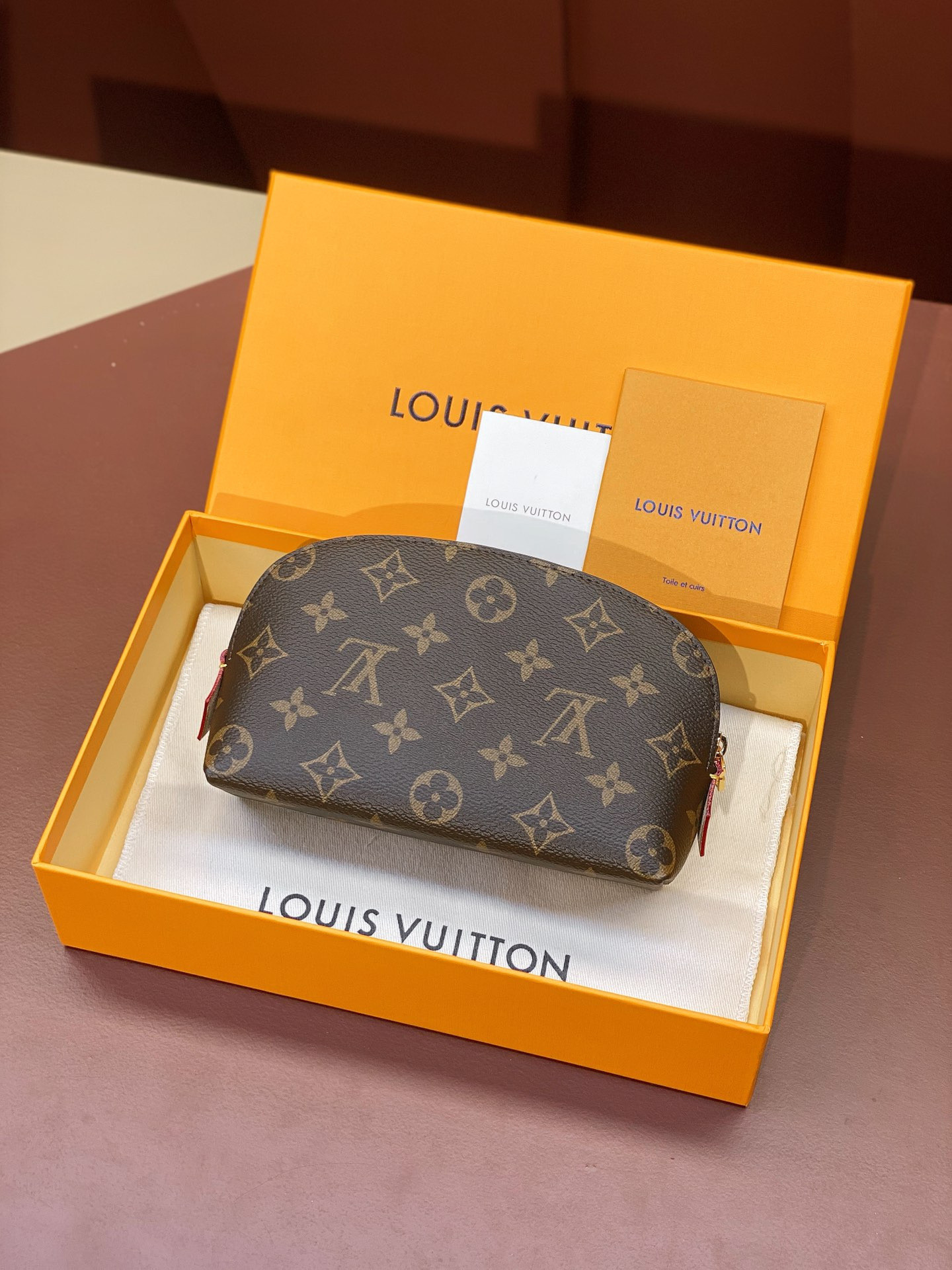 LV Cosmetic Pouch M47515 19.0x 12.0x 6.0 cm