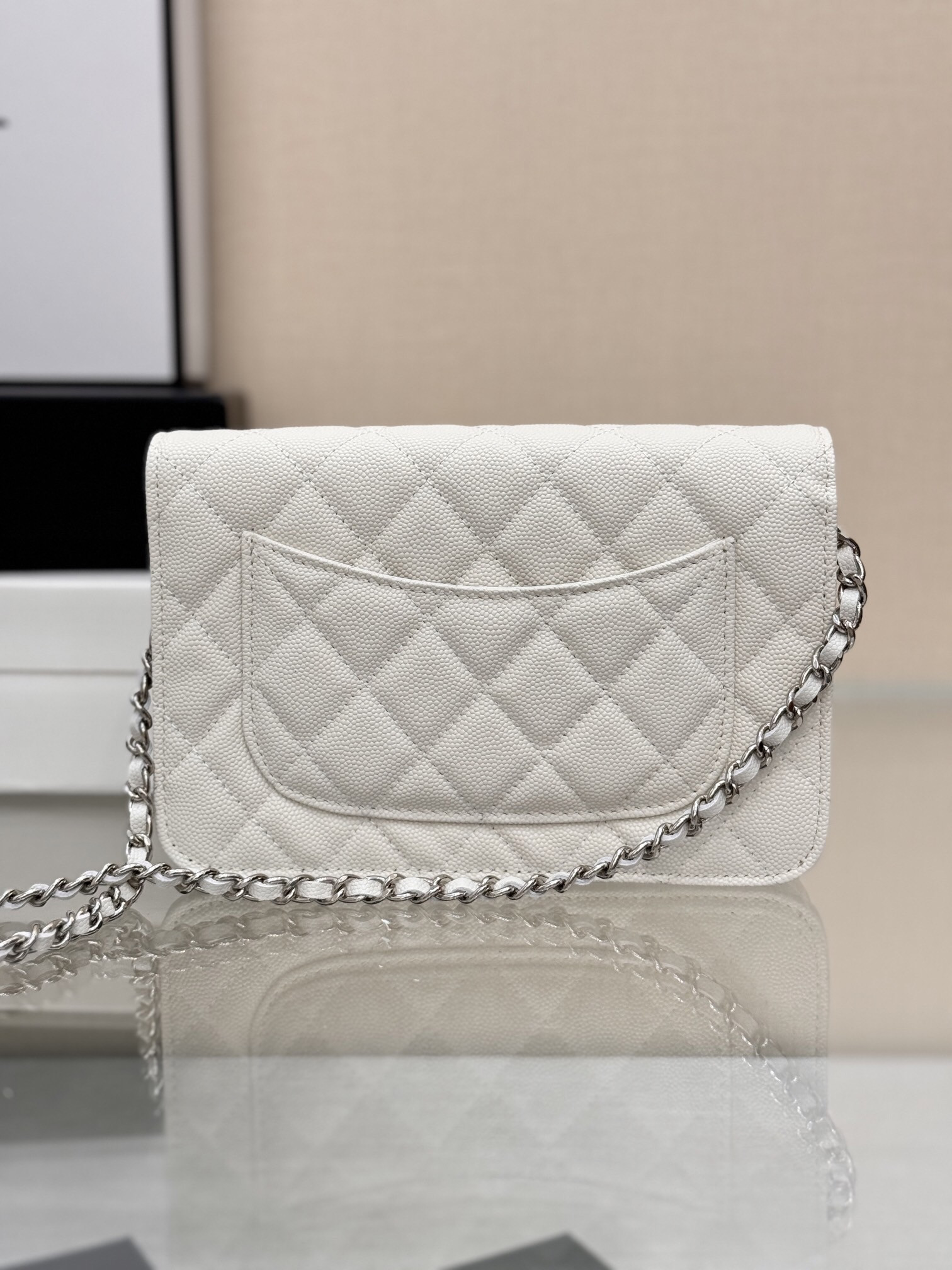 Ch**el WOC CLASSIC WALLET ON CHAIN 12.3x19.2x3.5cm