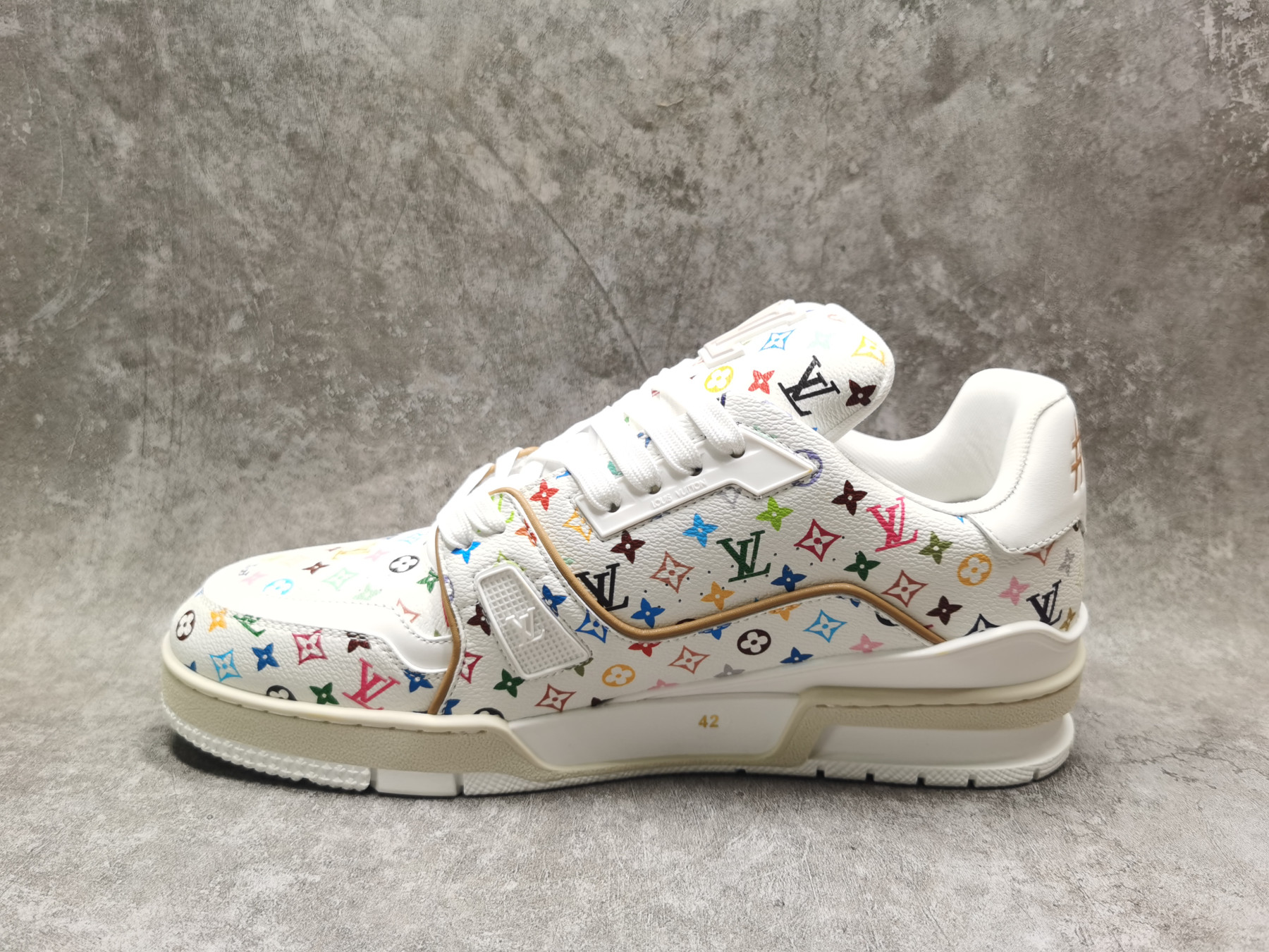 UA LV Trainer Sneaker