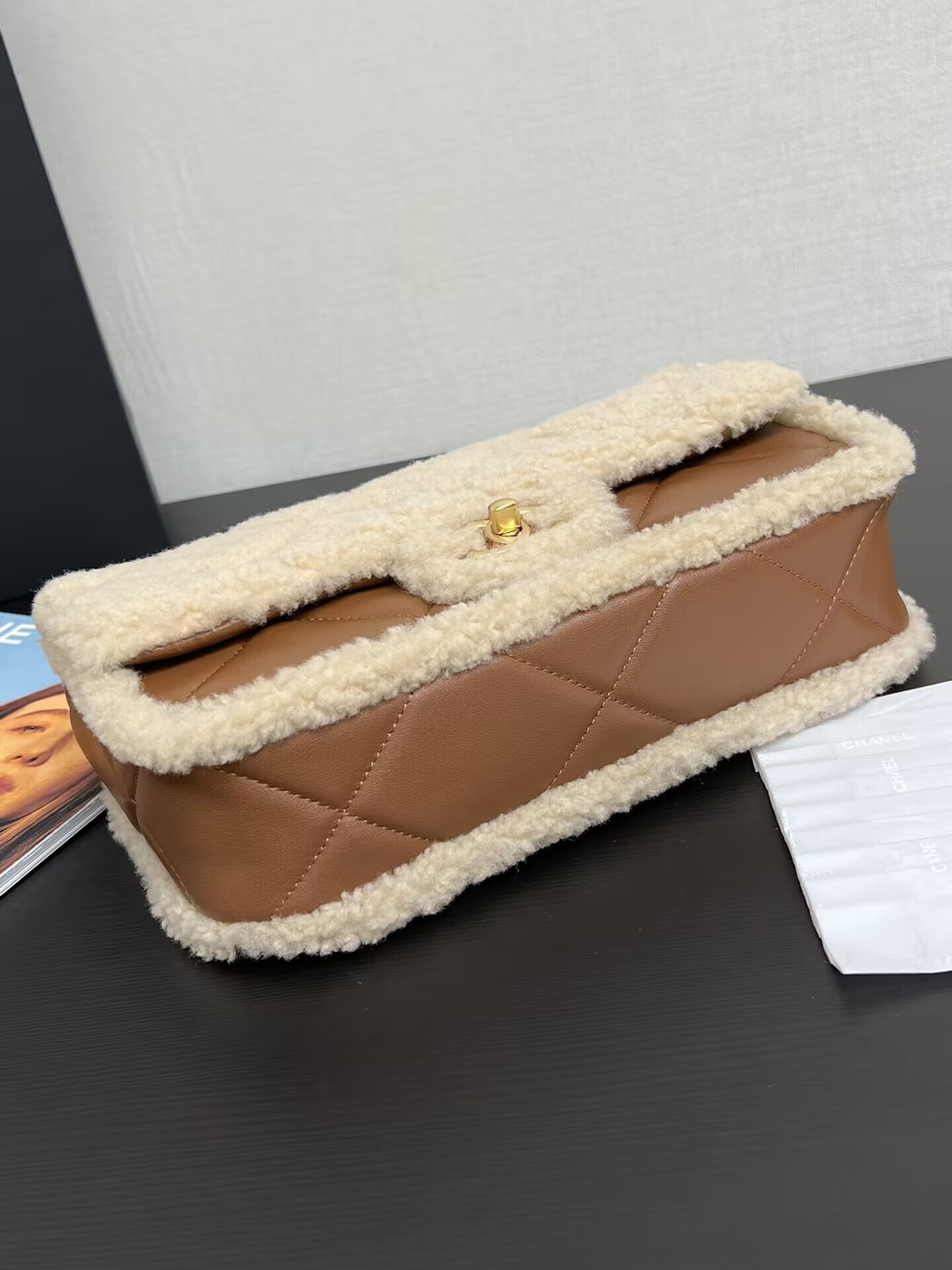 Ch**el Flap Bag 16 × 23.5 × 7.5 cm