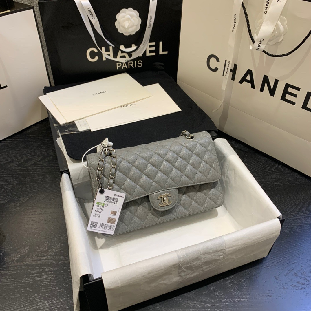 Ch**el Classic Handbag in Grained Litchi Pattern Calfskin & Silver-Tone Metal, Gray 6 × 9.9 × 2.5 inches