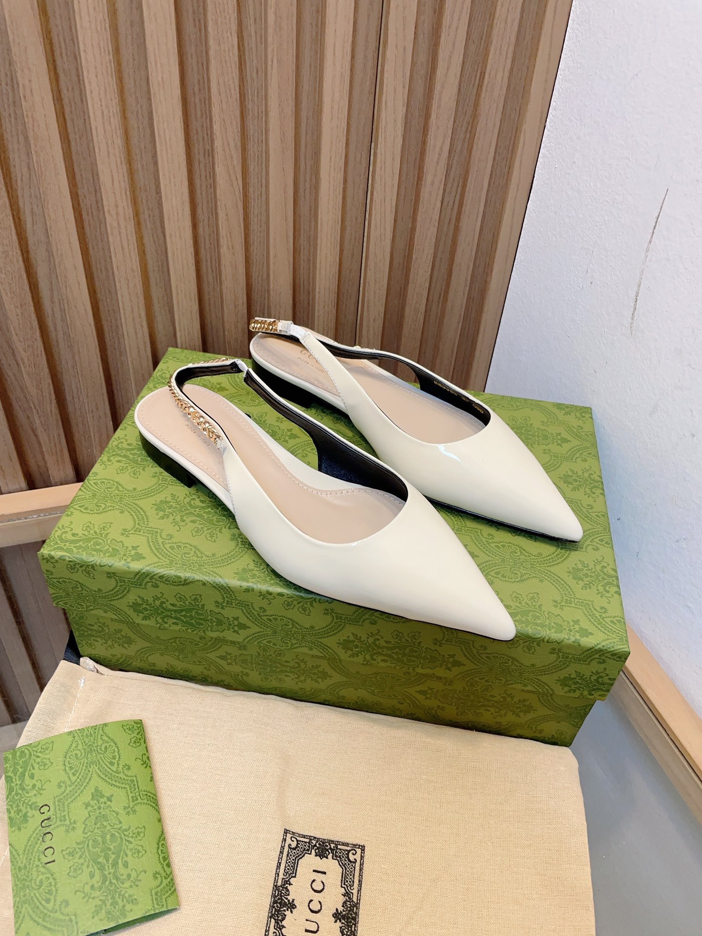 Gvc*1 SIGNORIA SLINGBACK PUMP flat shoes