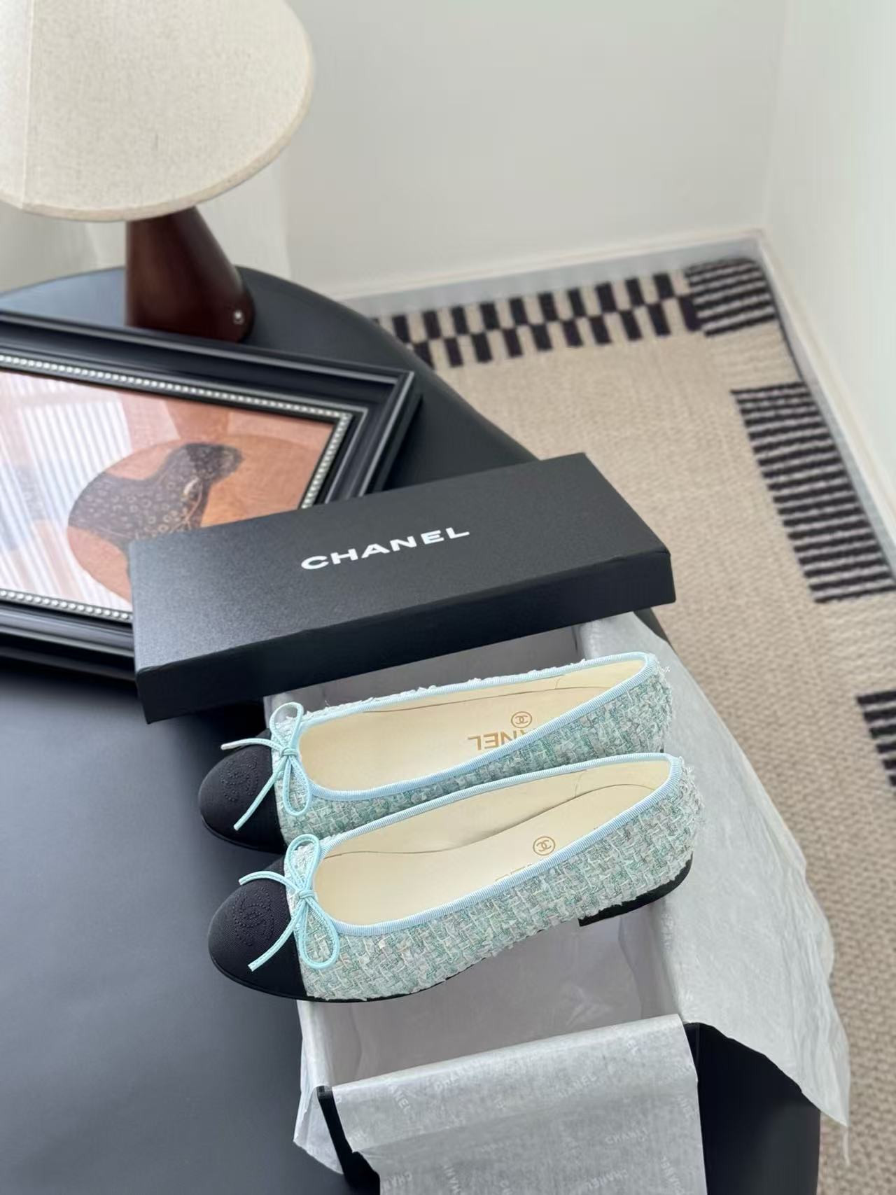 UA Ch**el Ballet flats