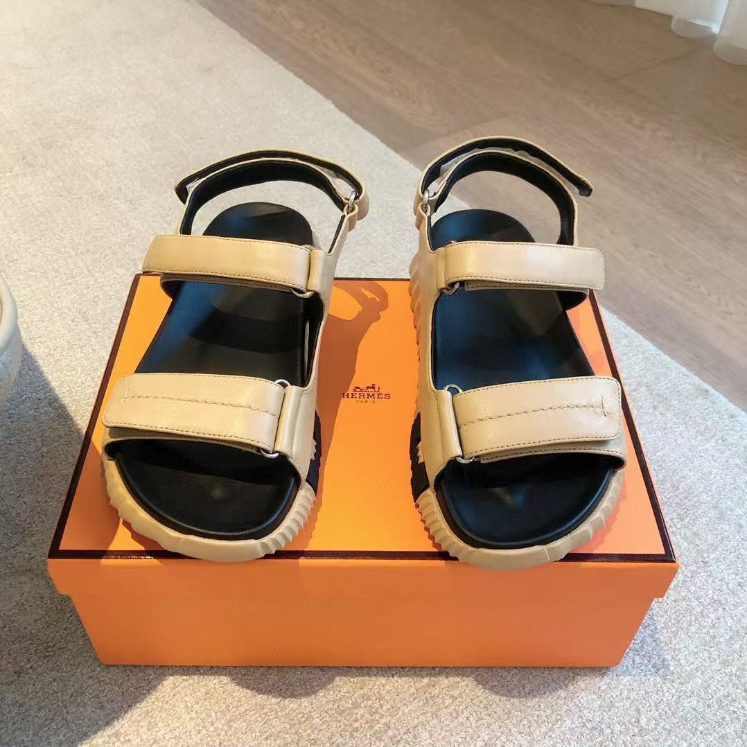 UA H**me5 Junior sandal
