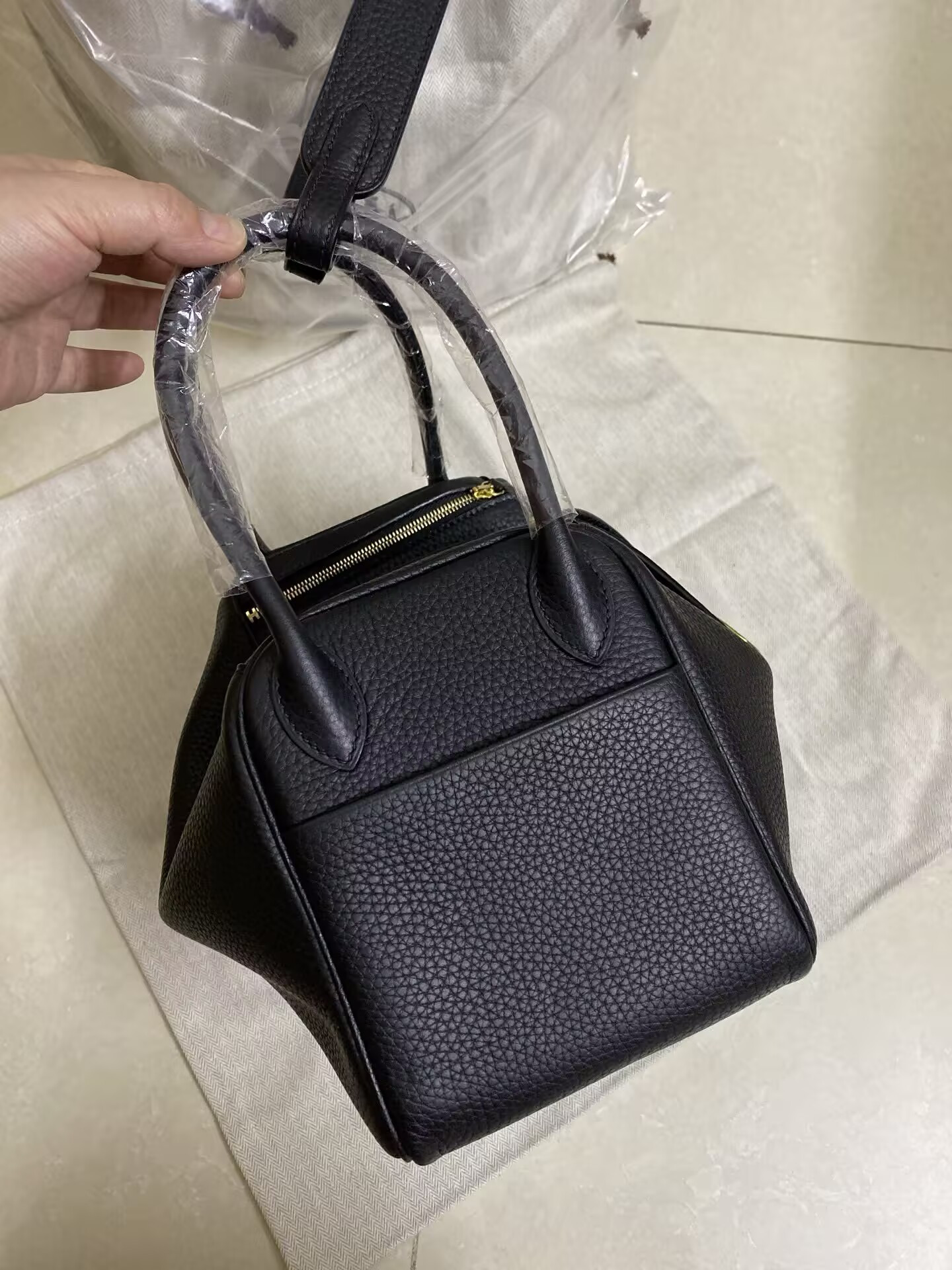 H**me5 Lindy 26cm