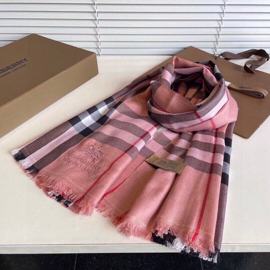 Bv*b*rry scarf 70x200cm