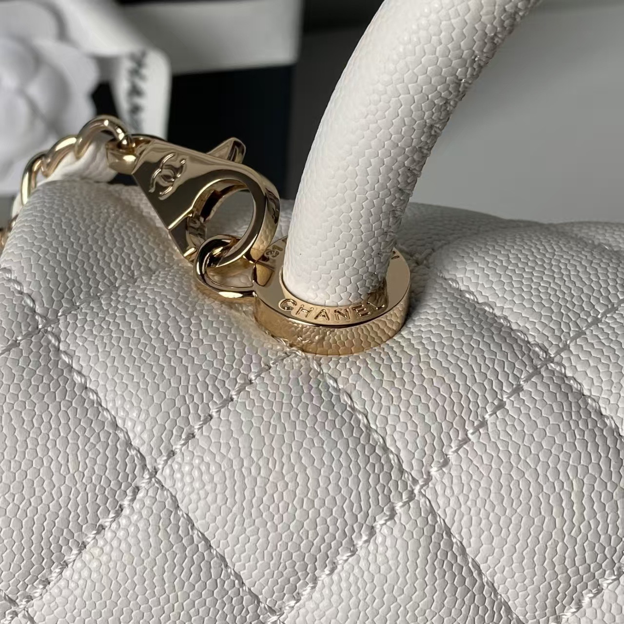 Ch**el coco handle bag