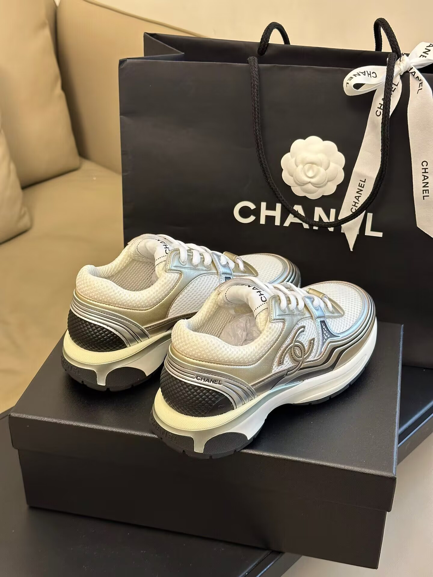 Ch**el CC Runner Gold Laminate