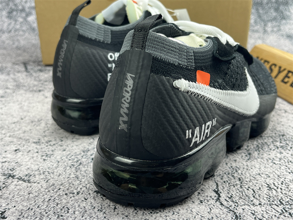 UA II OFF-WHITE X AIR VAPORMAX 