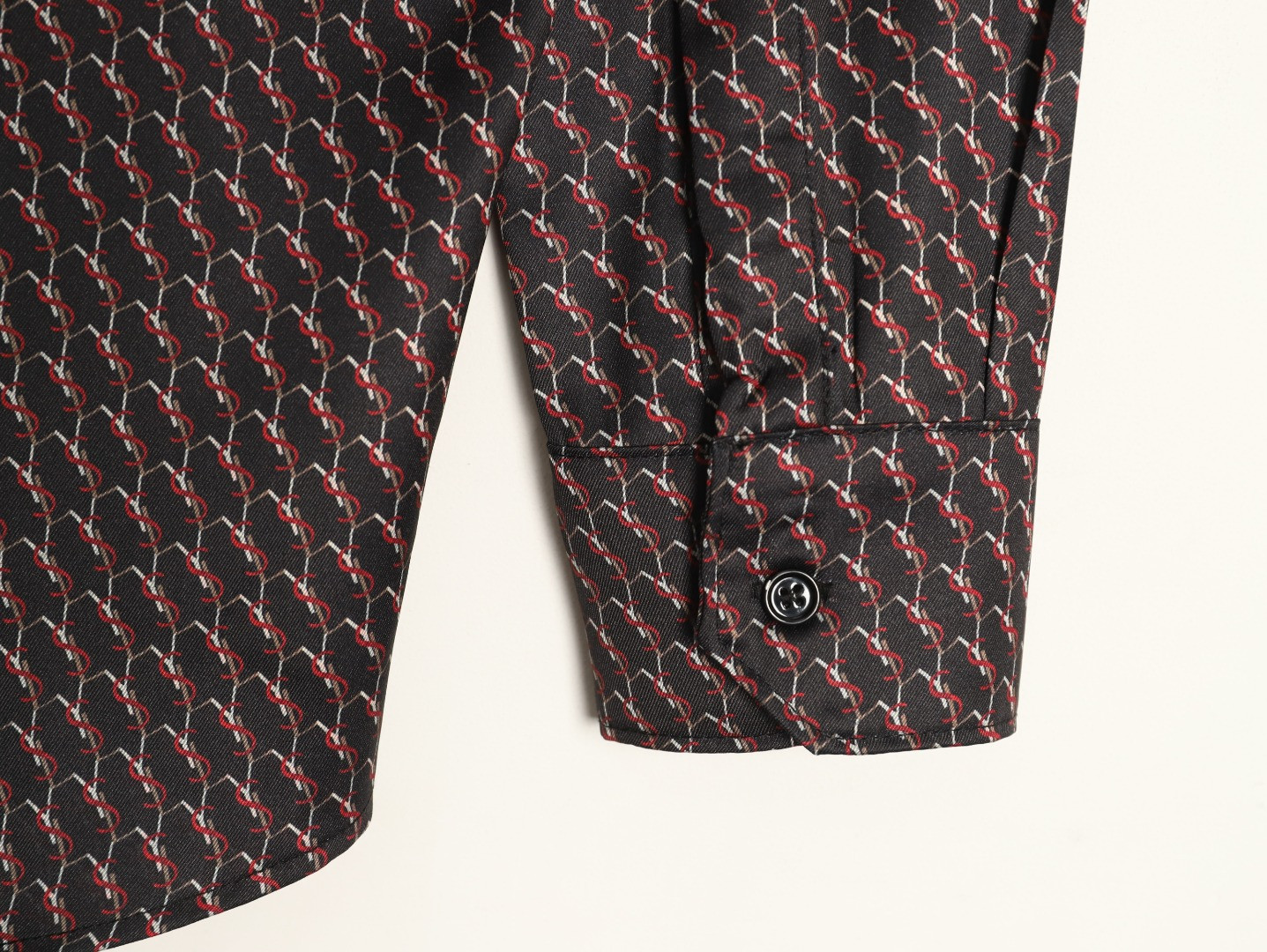 SAINTLAURENT SLP Y51 Long-sleeved Shirts
