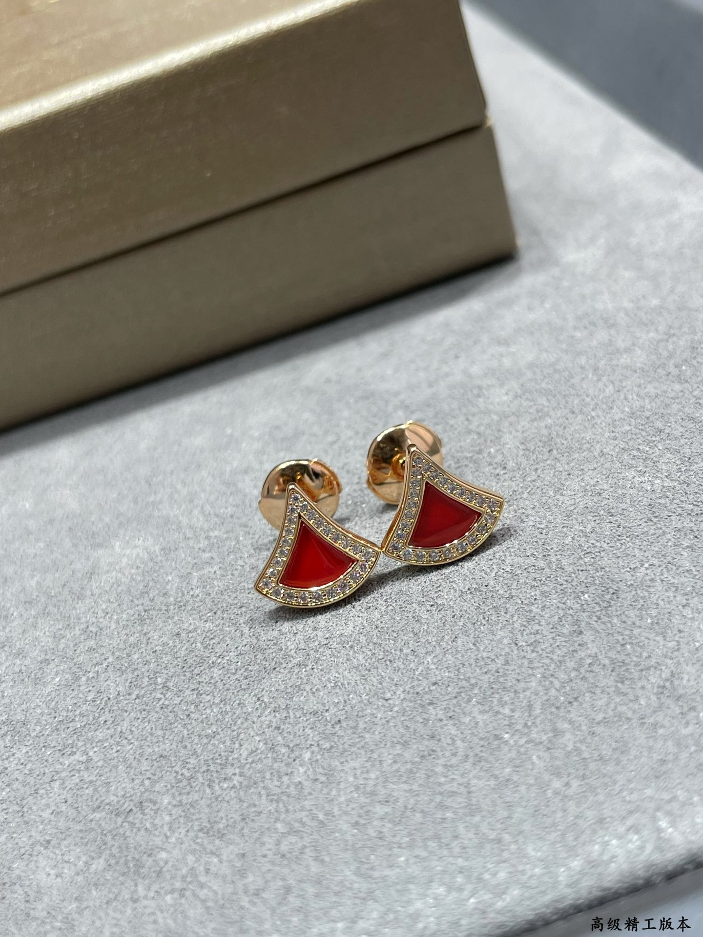 Bv1g*ai Skirt Earrings