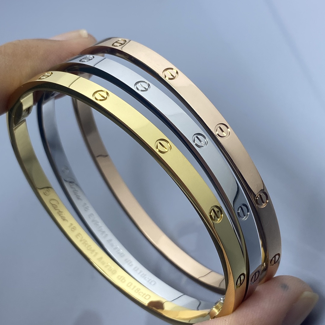 Ca*t1er Narrow version Bracelet