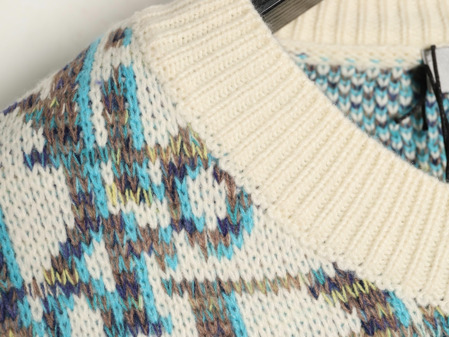 D10r 25ss Sweaters