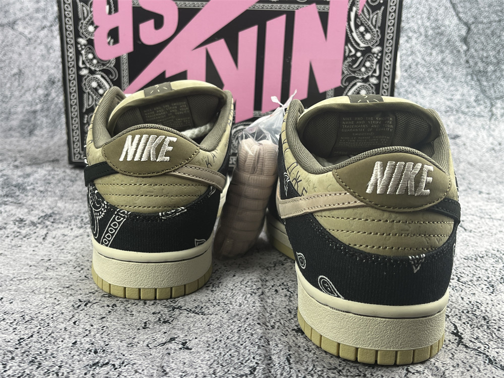 ua travis scott x dunk low preM1vm qs sb 