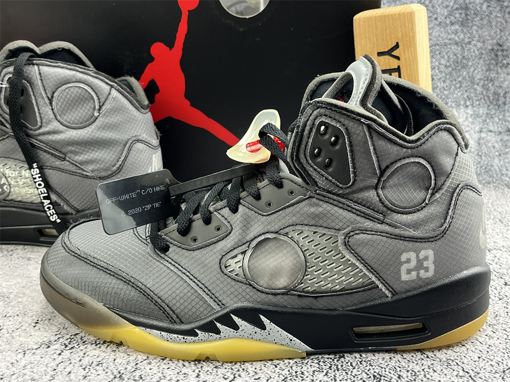 UA AIR JORDAN 5 RETRO SP "OFF-WHITE"