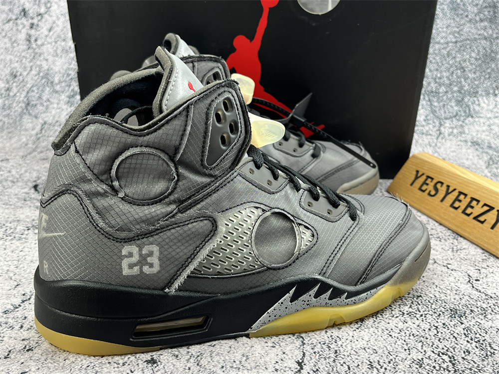 UA AIR JORDAN 5 RETRO SP "OFF-WHITE"
