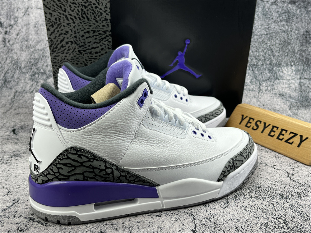 UA AIR JORDAN 3 RETRO 