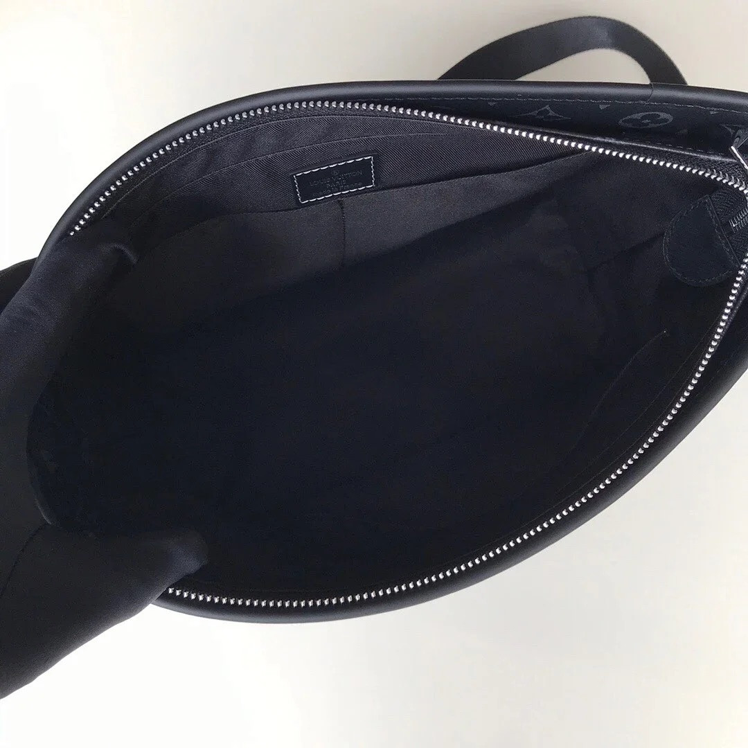 LV BESACE ZIPPEE M45216
