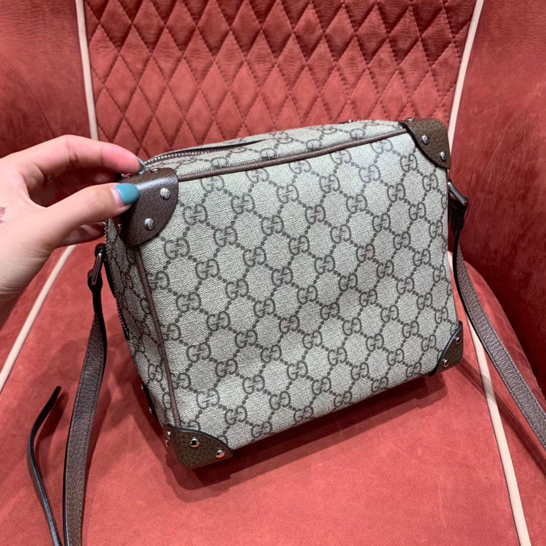 Gvc*1 GG shoulder bag with leather details 626363